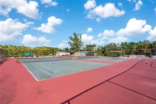 4013 Catalina Dr, Bradenton, FL 34210 - Photo 44
