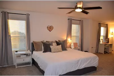 6877 Wilson Hammock Avenue, Groveland, FL 34736 - Photo 16