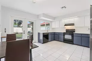 8203 Andalucia Ct, Orlando, FL 32836 - Photo 8