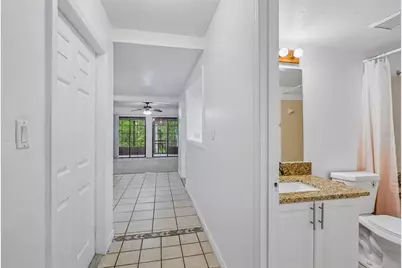 5606 SW 8th Place, Gainesville, FL 32607 - Photo 22