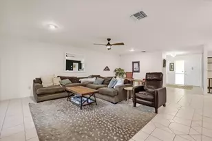 5237 Gateway Ave, Orlando, FL 32821 - Photo 6