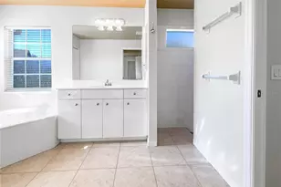 890 Morgan Towne Way, Venice, FL 34292 - Photo 18