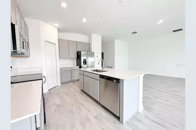 2302 Burney Falls Lane, Davenport, FL 33837 - Photo 8