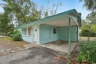 1710 NW 55th St, Gainesville, FL 32605 - Photo 2