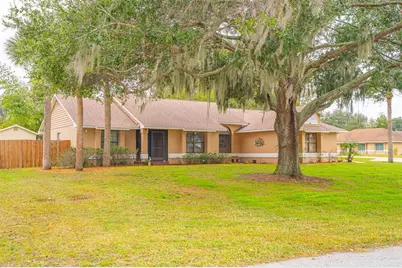 14334 Raintree Boulevard, Grand Island, FL 32735 - Photo 2