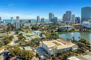 701 Mirror Lake Dr N Dr N, Saint Petersburg, FL 33701 - Photo 2