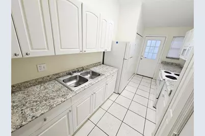 6727 Magnolia Pointe Circle, Orlando, FL 32810 - Photo 4