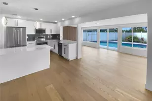 8001 13th Ave S, Saint Petersburg, FL 33701 - Photo 12