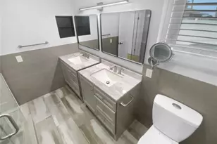 8001 13th Ave S, Saint Petersburg, FL 33701 - Photo 30