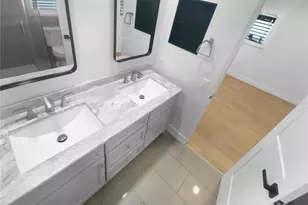 8001 13th Ave S, Saint Petersburg, FL 33701 - Photo 22