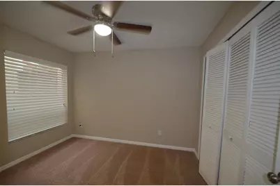 5057 Bermuda Circle #15, Orlando, FL 32808 - Photo 18