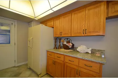 5057 Bermuda Circle #15, Orlando, FL 32808 - Photo 8