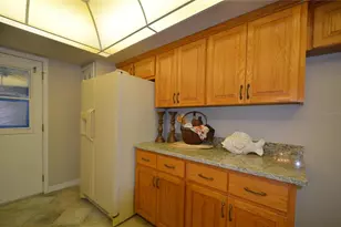 5057 Bermuda Cir, Orlando, FL 32808 - Photo 8