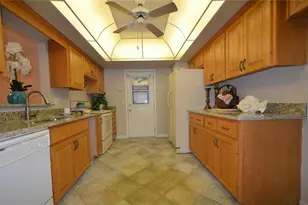 5057 Bermuda Cir, Orlando, FL 32808 - Photo 10