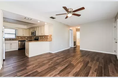 418 Duchess Drive, Lakeland, FL 33803 - Photo 4