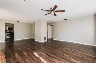 418 Duchess Dr, Lakeland, FL 33803 - Photo 10