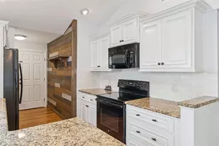 709 Barrington Cir, Winter Springs, FL 32708 - Photo 16