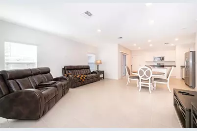 7428 Ivy Tendril Avenue, Orlando, FL 32829 - Photo 6