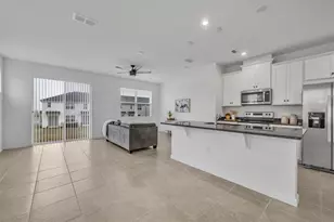 1195 Boardwalk Pl, Kissimmee, FL 34747 - Photo 4