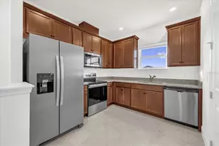 10129 Soddy Alley, Orlando, FL 32827 - Photo 4