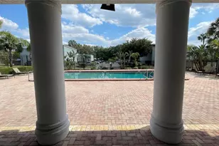 2856 Somerset Park Dr, Tampa, FL 33613 - Photo 20