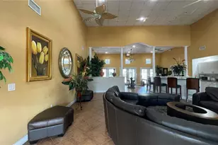 2856 Somerset Park Dr, Tampa, FL 33613 - Photo 32