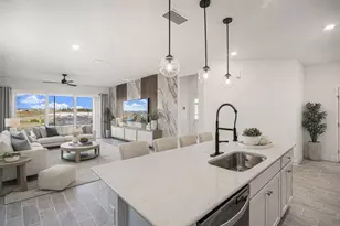 2028 Sunshine Peak Dr, Minneola, FL 34715 - Photo 4