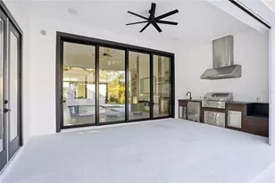 1118 Sarah Mathews Dr, Oakland, FL 34760 - Photo 22