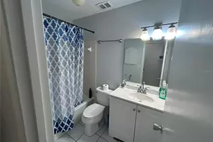 2101 Utica Dr, Sarasota, FL 34232 - Photo 12