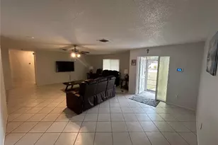 2101 Utica Dr, Sarasota, FL 34232 - Photo 4