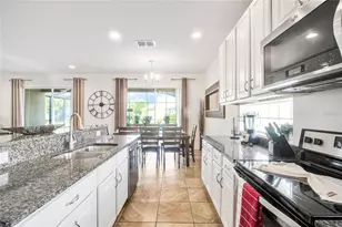 4164 Oak Tree Dr, Davenport, FL 33837 - Photo 4