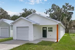 1012 E Hazzard, Eustis, FL 32726 - Photo 2