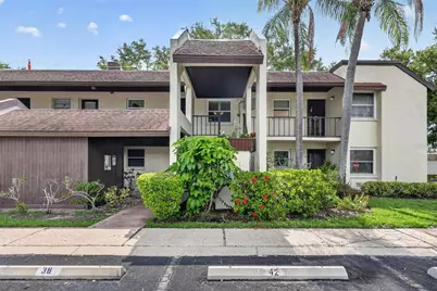 1100 E Bay Drive #43, Largo, FL 33770 - Photo 1