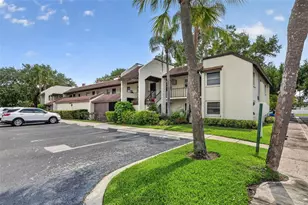 1100 E Bay Dr, Largo, FL 33770 - Photo 22