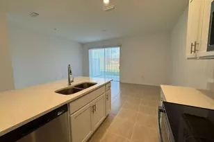 7629 Waterscape Dr, Groveland, FL 34736 - Photo 8