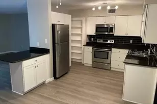 1123 Elmwood St, Orlando, FL 32801 - Photo 2