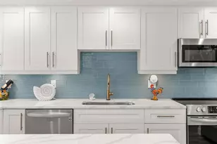 534 Pinellas Bayway S, Tierra Verde, FL 33715 - Photo 6