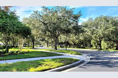 738 Via Como Street, Kissimmee, FL 34759 - Photo 38