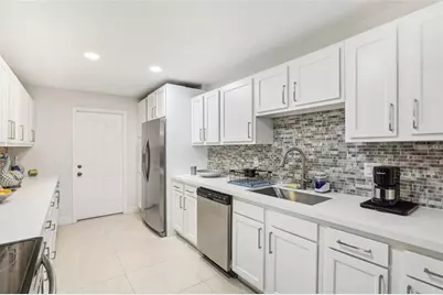 547 Somerset Drive, Auburndale, FL 33823 - Photo 6