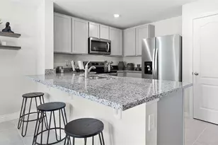 528 Zinfandel Dr, Daytona Beach, FL 32117 - Photo 4