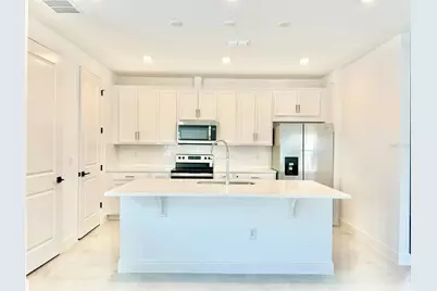 9629 Saramago Alley, Orlando, FL 32827 - Photo 2