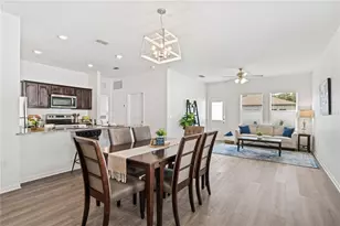 1010 Wanderer Dr, Deltona, FL 32738 - Photo 4