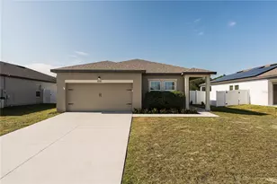 1010 Wanderer Dr, Deltona, FL 32738 - Photo 2