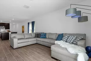 622 Bell Prairie Cir, Lake Wales, FL 33859 - Photo 10