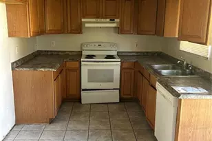 2341 Bayswater Ct, Orlando, FL 32837 - Photo 4