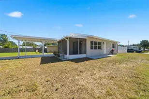 301 58th St N, Saint Petersburg, FL 33710 - Photo 18