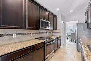 8341 Bella Tierra Ct, Davenport, FL 33896 - Photo 8