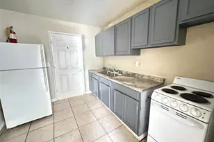 1209 Carlsbad Pl, Orlando, FL 32808 - Photo 8