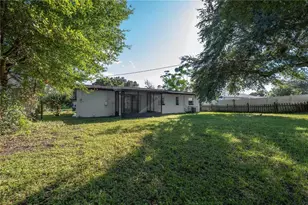 4605 Elmira Pl, Orlando, FL 32811 - Photo 22