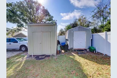 698 Colchester Avenue, Deltona, FL 32738 - Photo 24